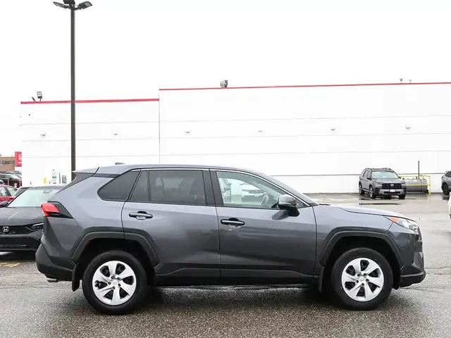 Toyota Rav4, снимка 4 - Автомобили и джипове - 54064300