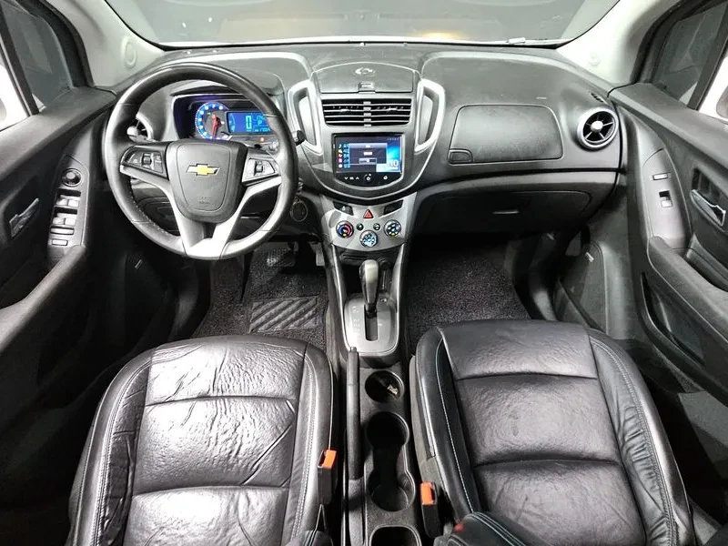 Chevrolet Trax 1.4, снимка 7 - Автомобили и джипове - 54330257