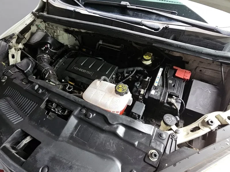 Chevrolet Trax 1.4, снимка 6 - Автомобили и джипове - 54330257