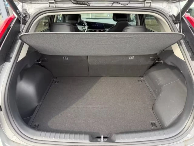 Kia Niro 1.6PHEV/180HP/SPIRIT/CAM/H&K/NAVI/DIGI/CPLAY/499q, снимка 16 - Автомобили и джипове - 55326070