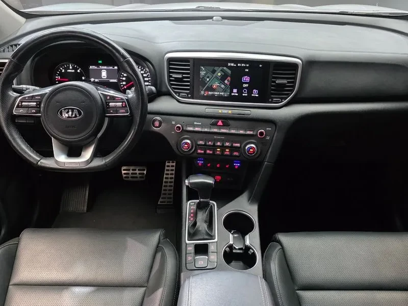 Kia Sportage  The Bold Diesel 1.6 4Wd Trendy, снимка 7 - Автомобили и джипове - 56286027