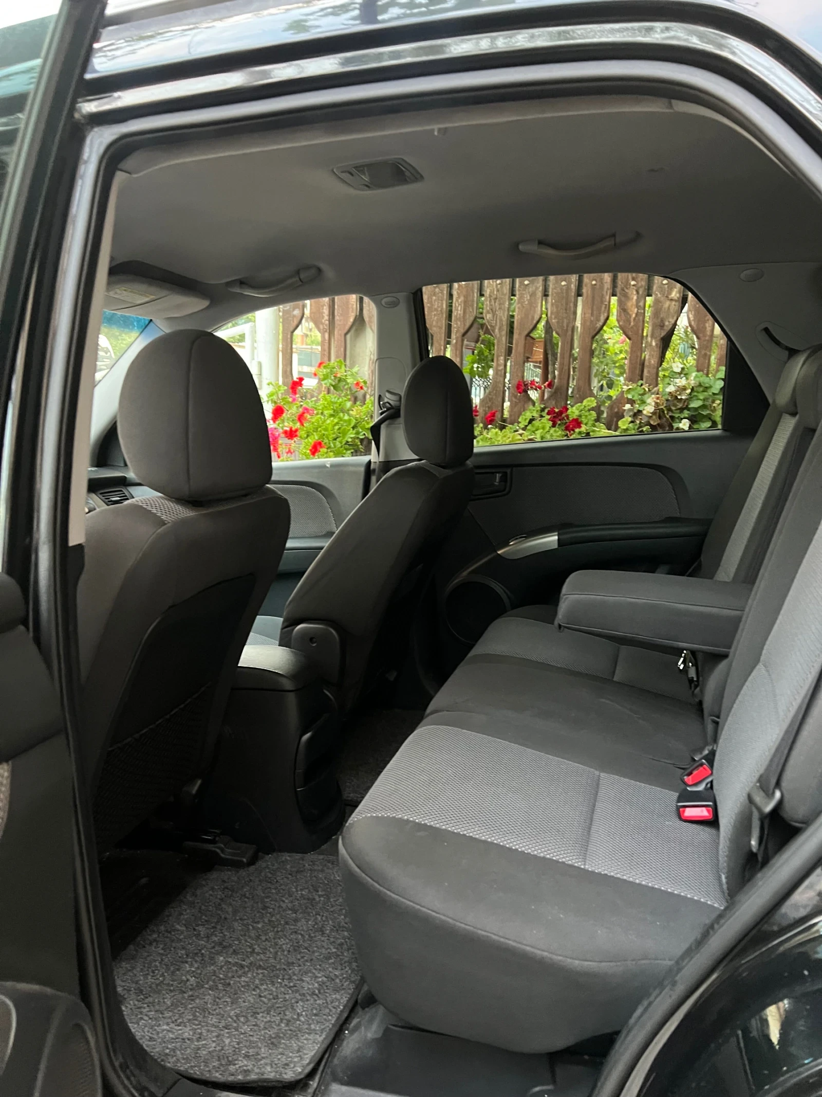 Kia Sportage 2.0 - изображение 7