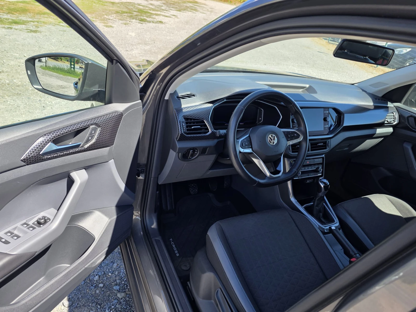 VW T-Cross 1.6TDI 99000!!! | Mobile.bg   12