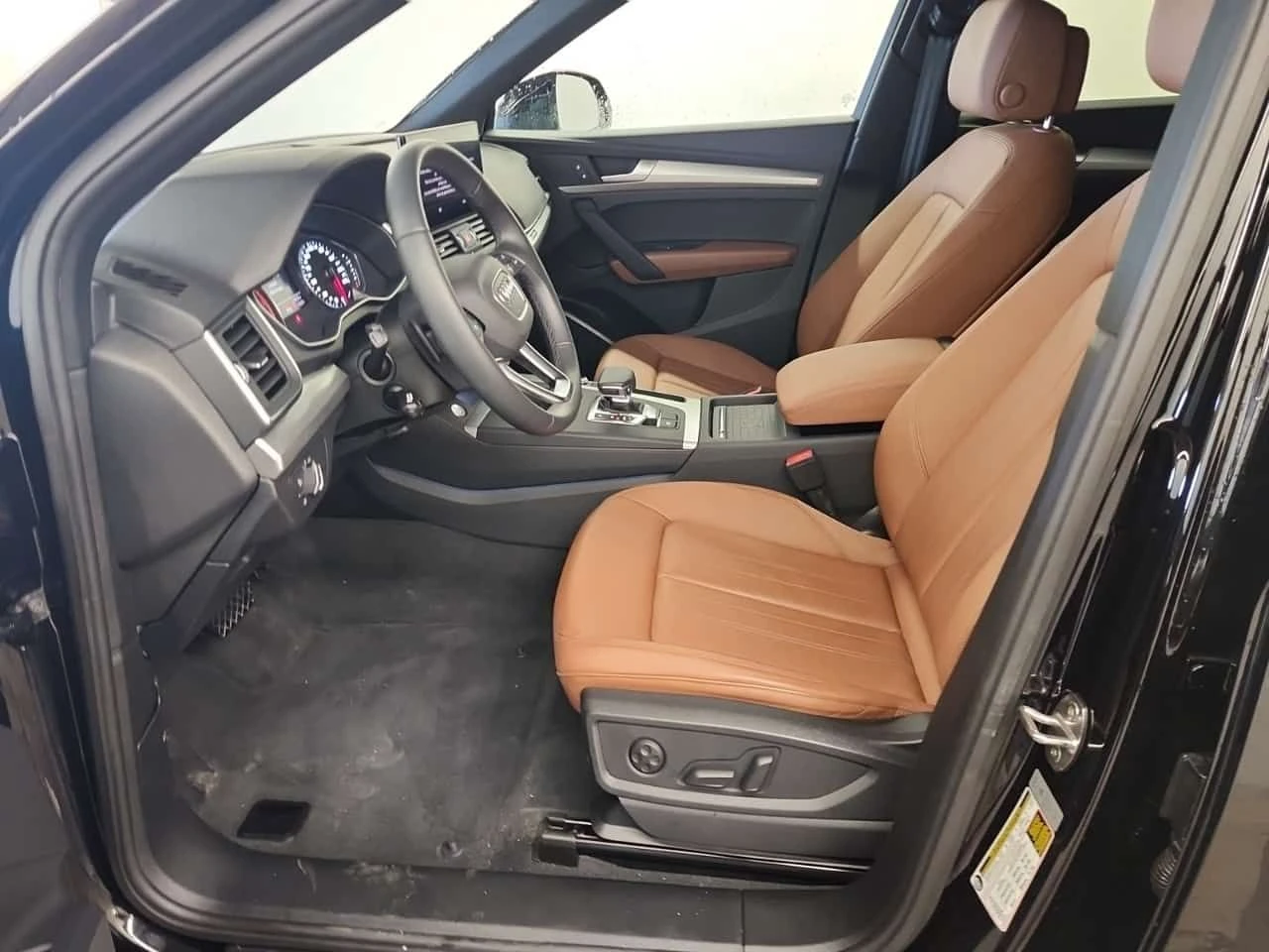 Audi Q5 * 40 TFSI quattro * CARFAX * ПАНОРАМА * KEYLESS * , снимка 5 - Автомобили и джипове - 53821629