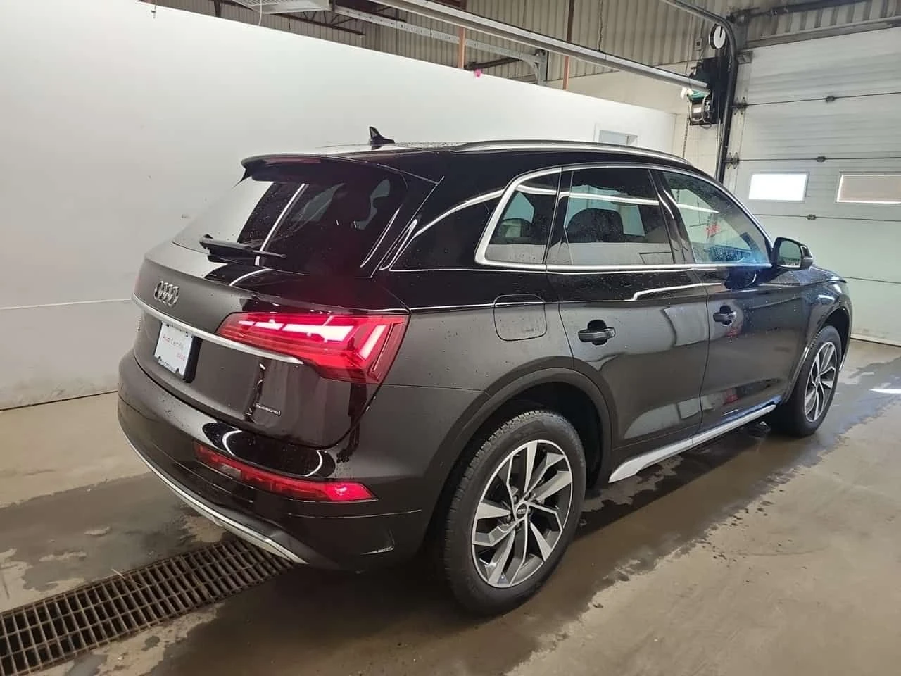 Audi Q5 * 40 TFSI quattro * CARFAX * ПАНОРАМА * KEYLESS * , снимка 3 - Автомобили и джипове - 53821629