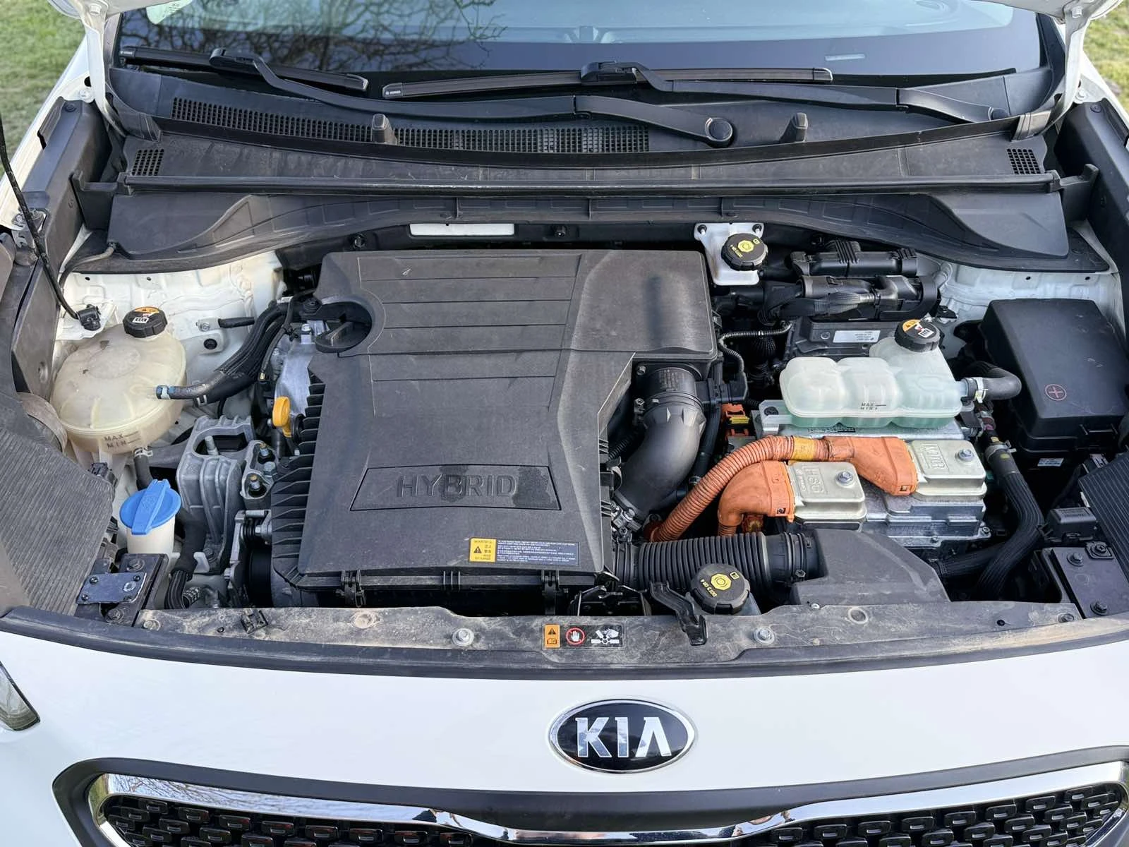 Kia Niro ECO HYBRID , снимка 5 - Автомобили и джипове - 53977768