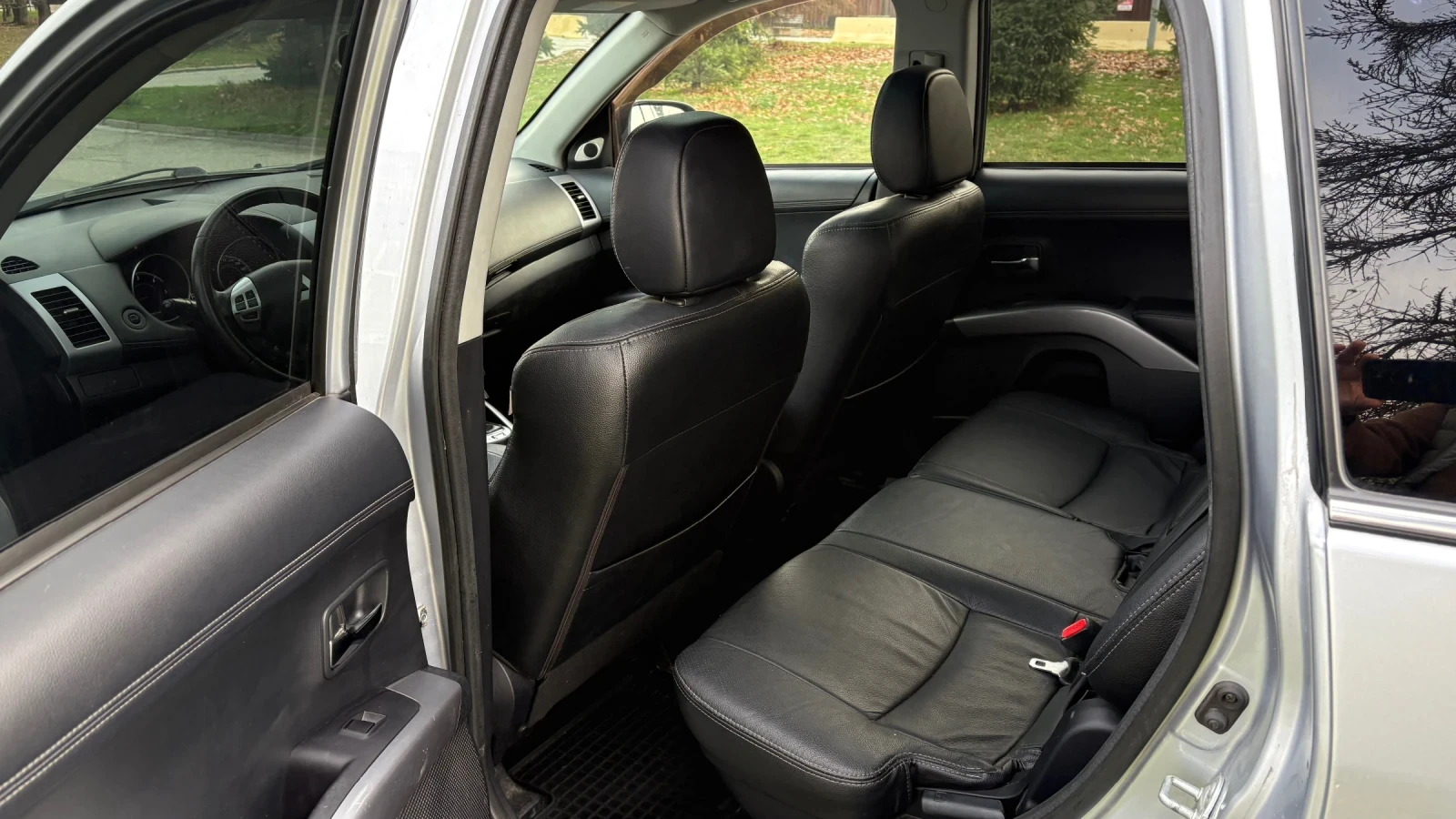 Mitsubishi Outlander, снимка 6 - Автомобили и джипове - 54016447