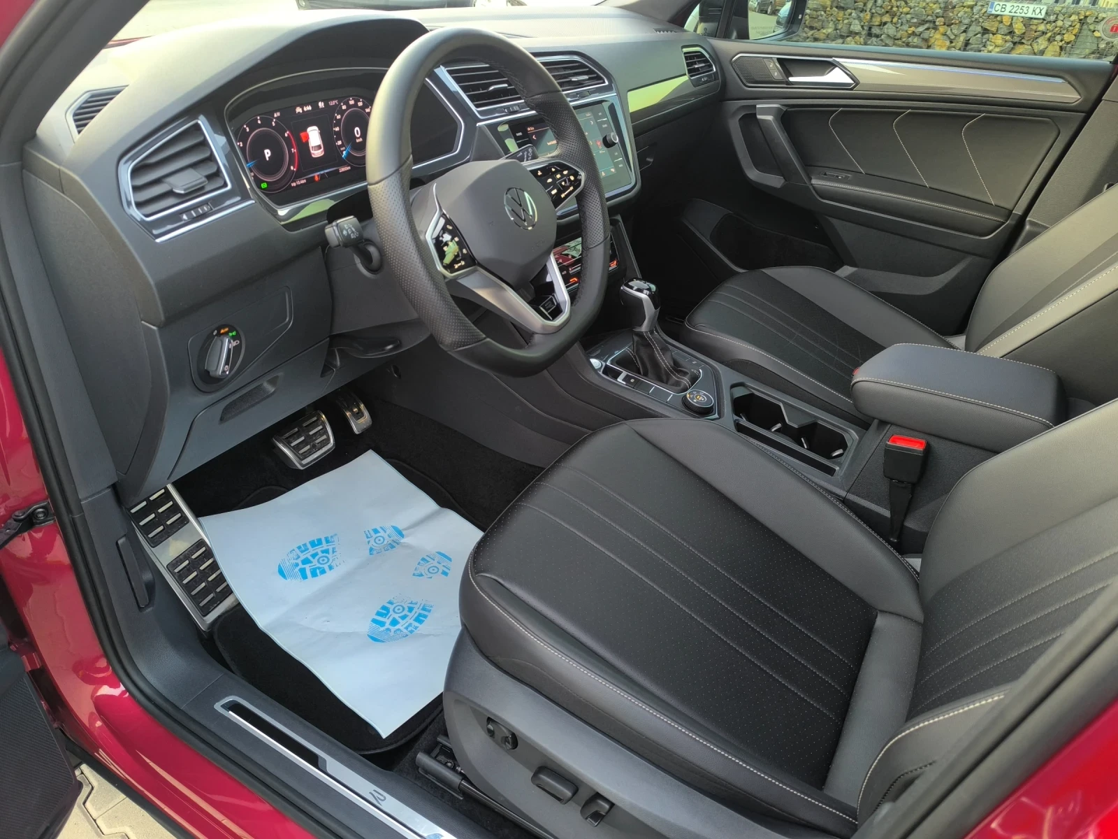 VW Tiguan 2.0tsi 190kc 20000км R-LINE BLACK, снимка 12 - Автомобили и джипове - 54222006