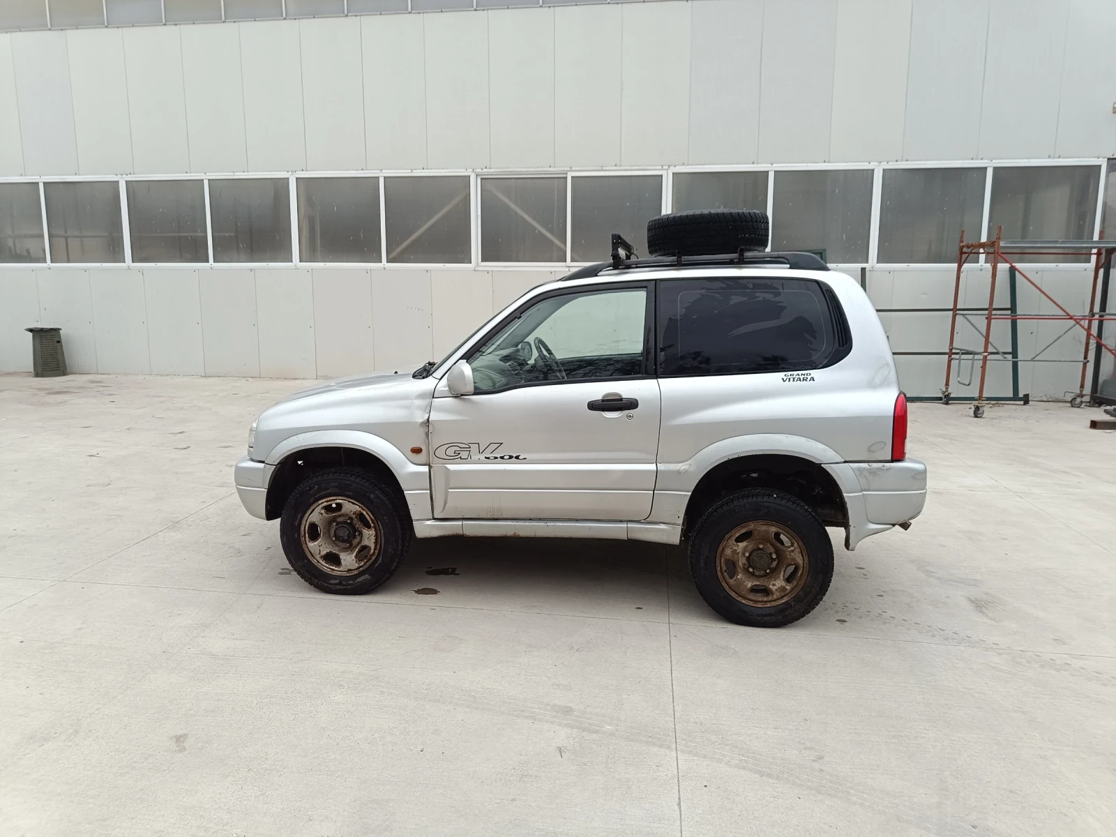 Suzuki Grand vitara 1.6, снимка 3 - Автомобили и джипове - 55080702
