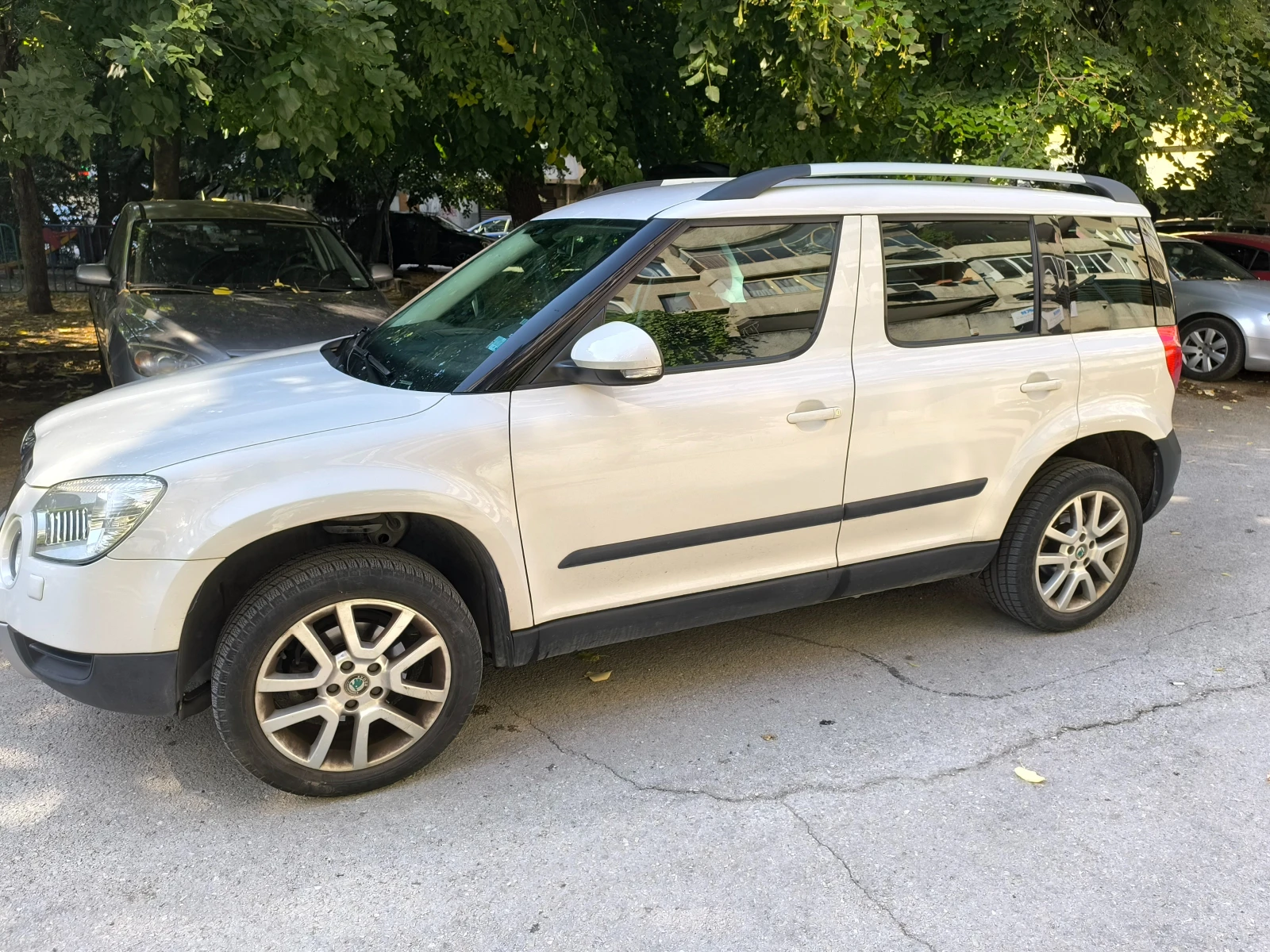 Skoda Yeti 1.2 TSI, снимка 2 - Автомобили и джипове - 55468618