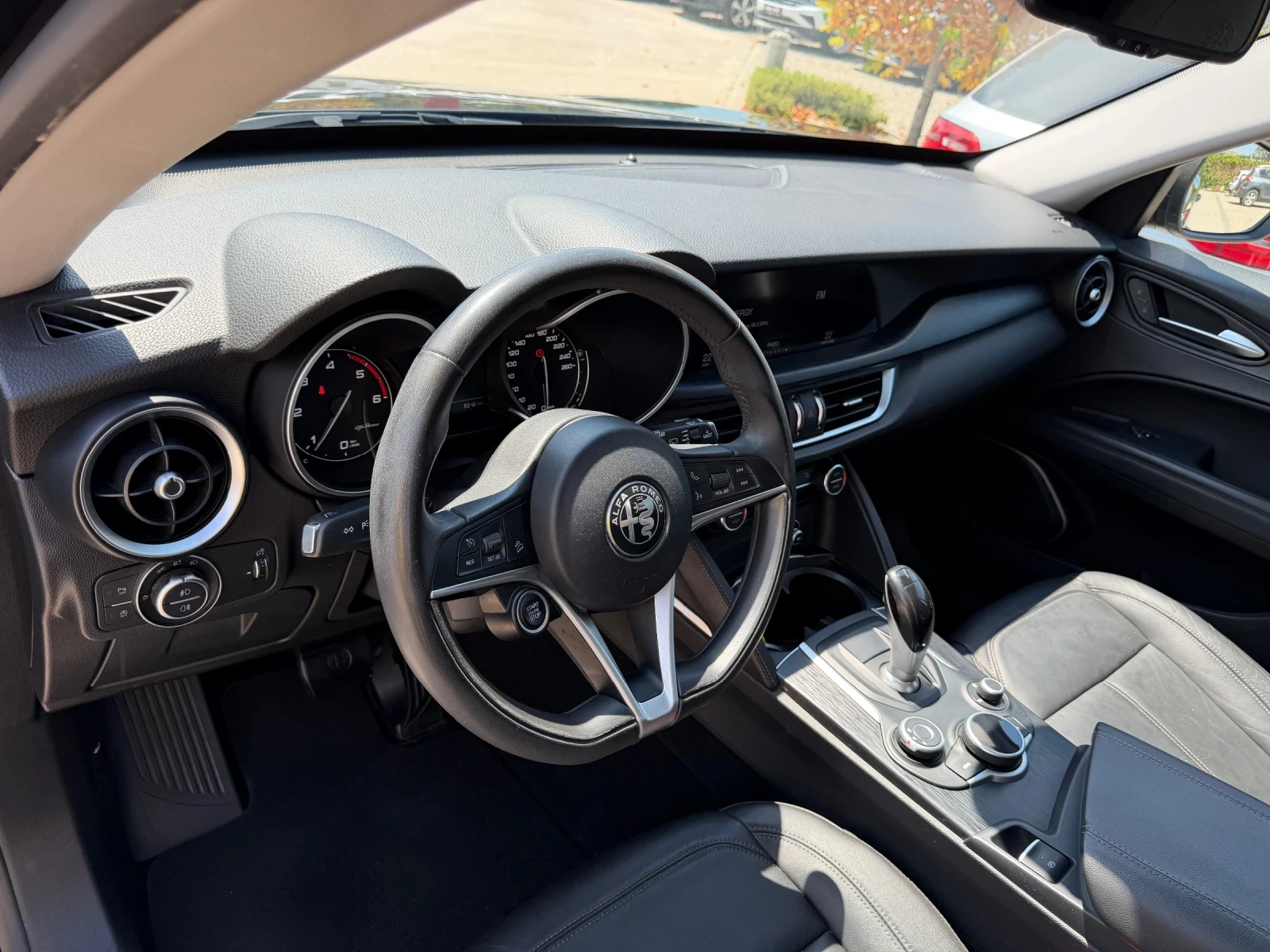 Alfa Romeo Stelvio 2.2D Q4 209к.с 4x4 , снимка 7 - Автомобили и джипове - 55528018