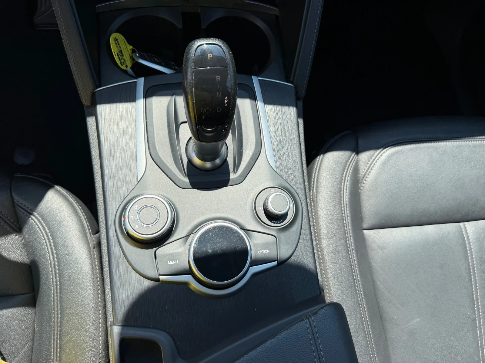 Alfa Romeo Stelvio 2.2D Q4 209к.с 4x4 , снимка 13 - Автомобили и джипове - 55528018