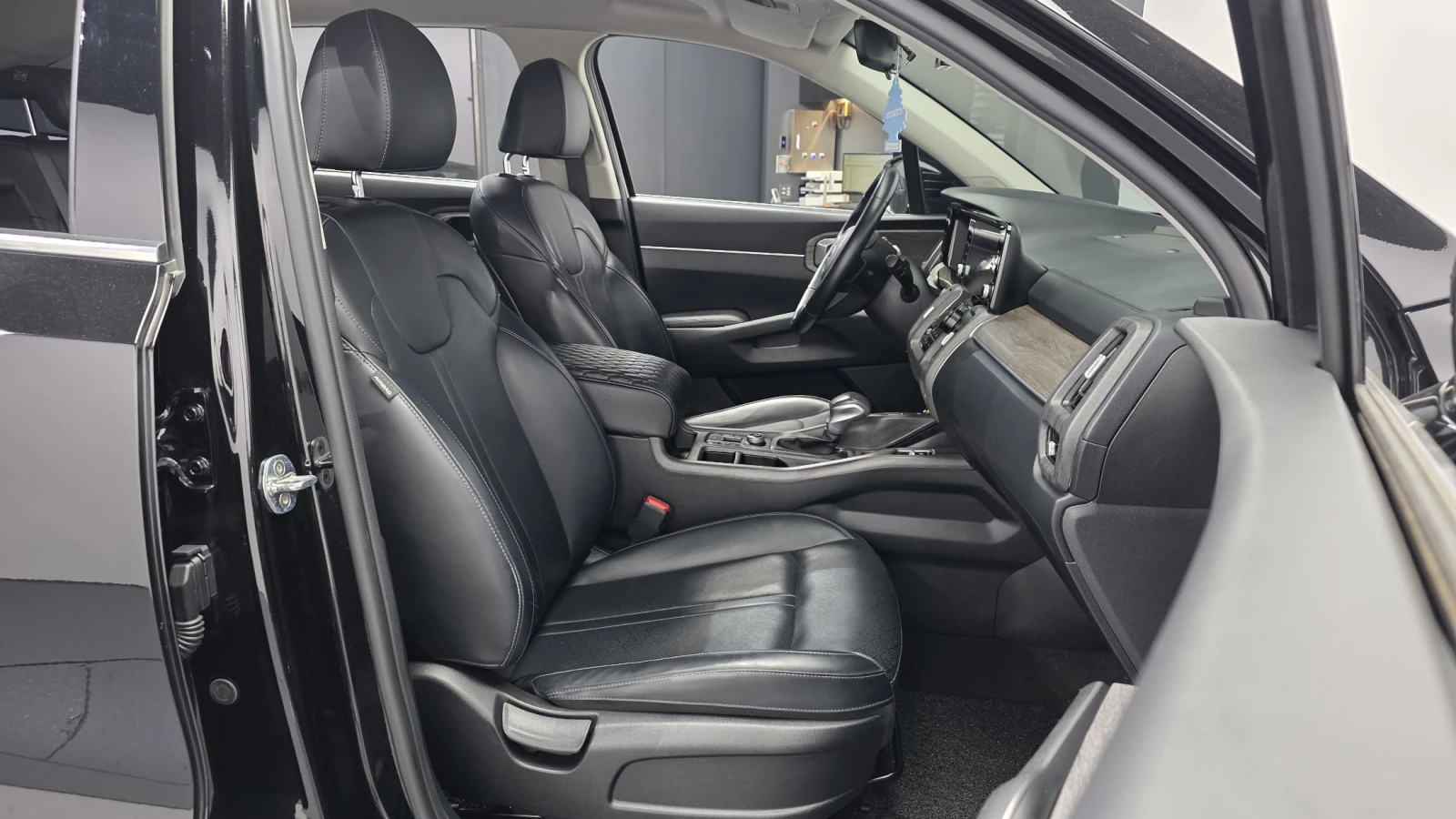 Kia Sorento 2.2 2WD TRENDY autoprime.bg, снимка 11 - Автомобили и джипове - 55767712