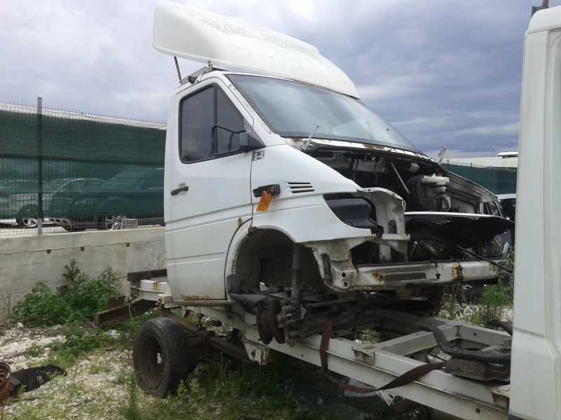 Mercedes-Benz Sprinter 2.2d двойна гума, снимка 3 - Бусове и автобуси - 51382117