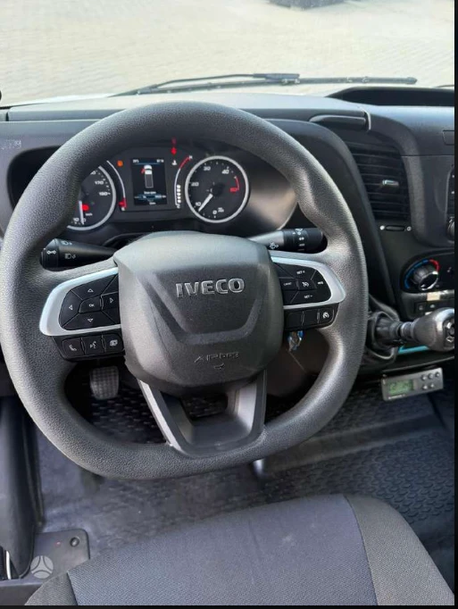 Iveco Daily 35s18 - изображение 10