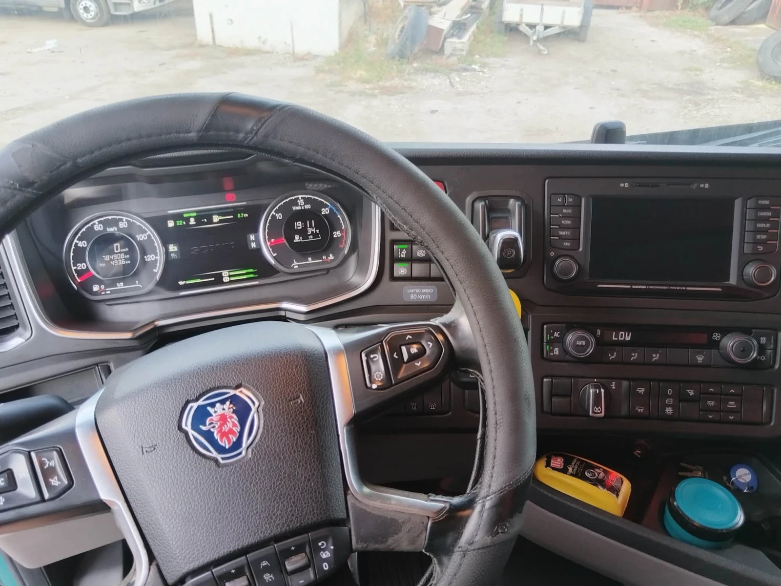 Scania S 500 Отлично състояние!, снимка 7 - Камиони - 55652428