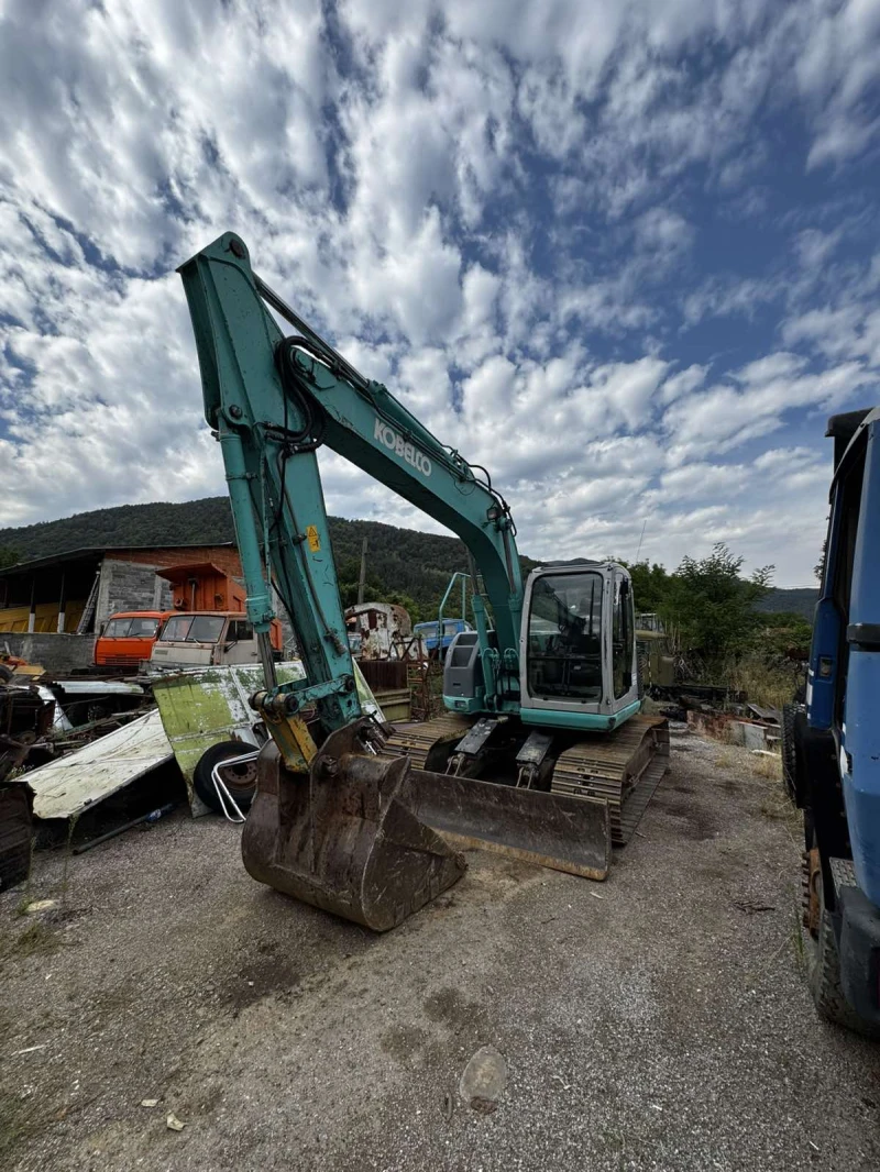 Багер Kobelco SK135SRLC-1E