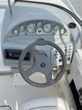 Моторна яхта Bayliner 652 Cuddy Cabin, снимка 7