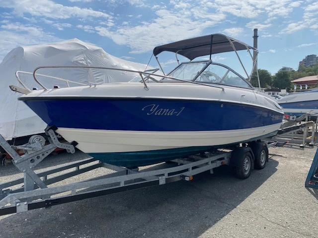 Моторна яхта Bayliner 652 Cuddy Cabin - изображение 2
