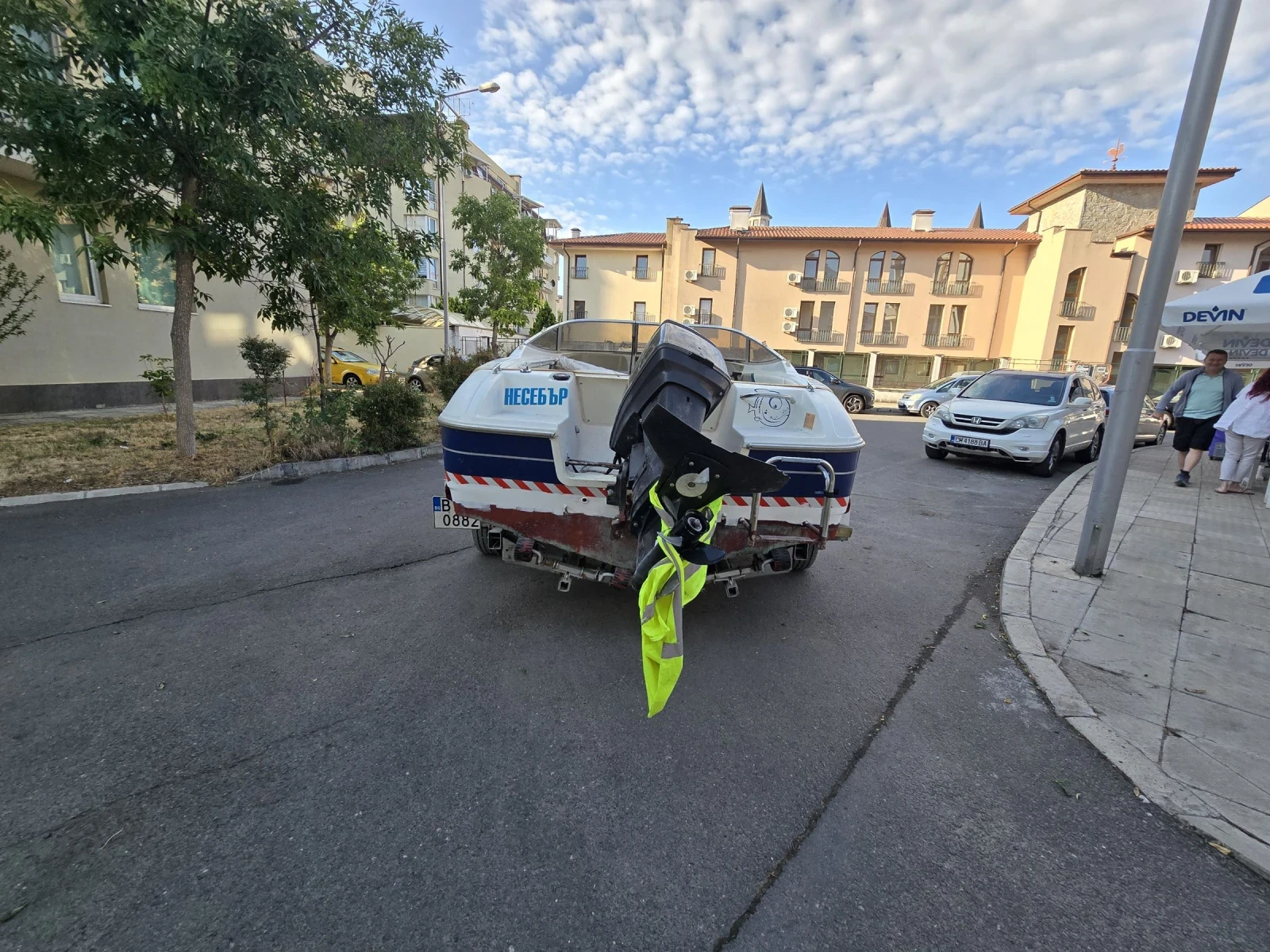 Моторна яхта Bayliner Capri - изображение 5