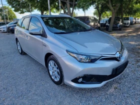     Toyota Auris 1, 8