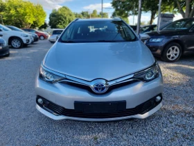     Toyota Auris 1, 8