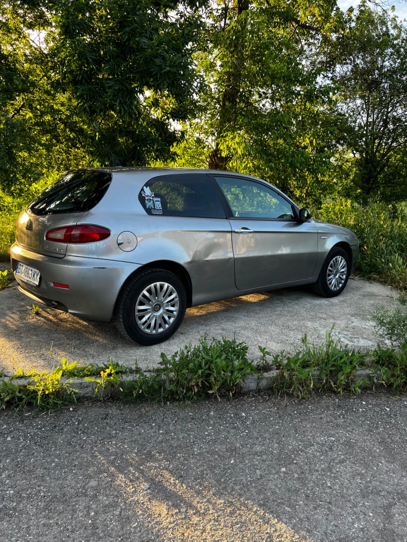 Alfa Romeo 147 1.6 Газ/Бензин, снимка 3 - Автомобили и джипове - 47378572