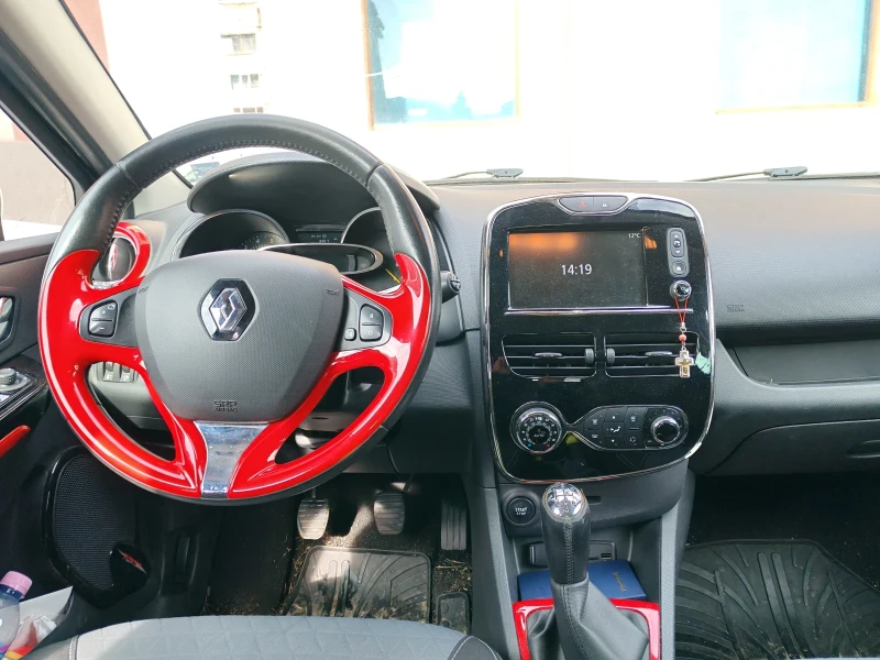 Renault Clio 1, 5 DCI, снимка 4 - Автомобили и джипове - 47087592