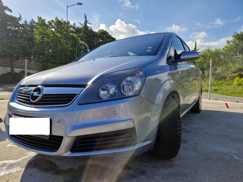 Opel Zafira 2.2 Direct, снимка 1 - Автомобили и джипове - 48028753