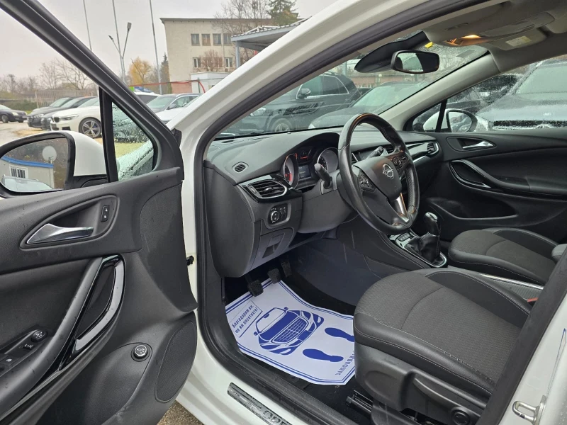 Opel Astra 1.6CDTI - 110к.с., снимка 11 - Автомобили и джипове - 48152667