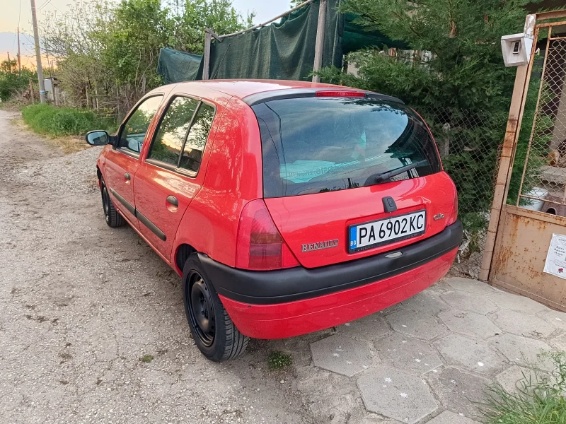 Renault Clio, снимка 4 - Автомобили и джипове - 48421658