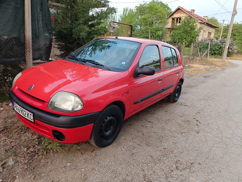 Renault Clio, снимка 5 - Автомобили и джипове - 48421658