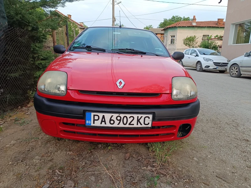 Renault Clio, снимка 2 - Автомобили и джипове - 48421658