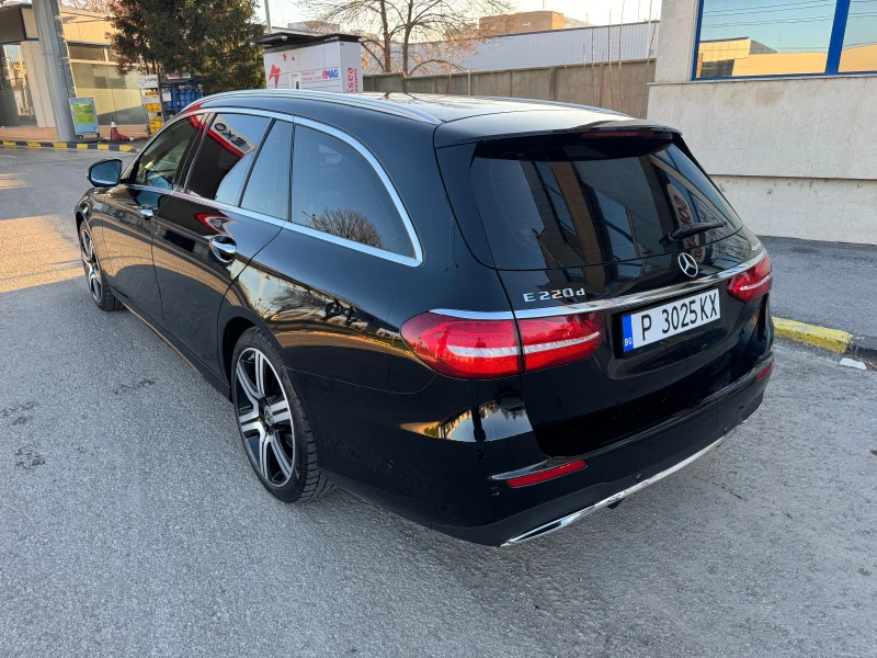 Mercedes-Benz E 220 AMG Line Premium, снимка 6 - Автомобили и джипове - 48773876