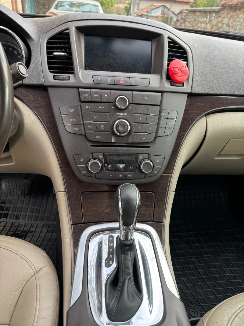 Opel Insignia, снимка 6 - Автомобили и джипове - 52395703