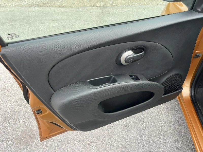 Nissan Micra 1.3i 65кс КЛИМАТИК, снимка 7 - Автомобили и джипове - 52169963