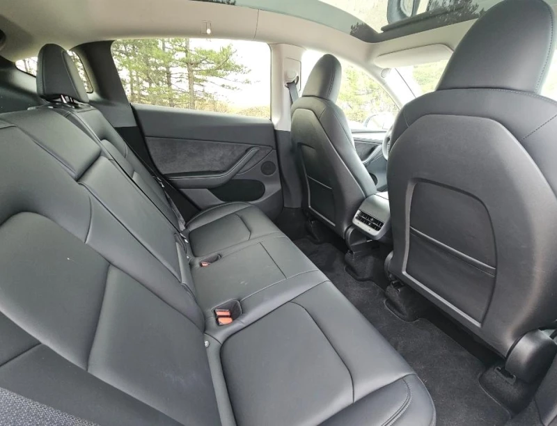 Tesla Model Y Нова 17000 км ЛФП, снимка 12 - Автомобили и джипове - 53039829