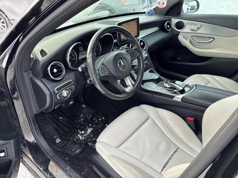 Mercedes-Benz C 300 4 MATIC* AMG* CARFAX* АВТО КРЕДИТ* , снимка 10 - Автомобили и джипове - 53253978