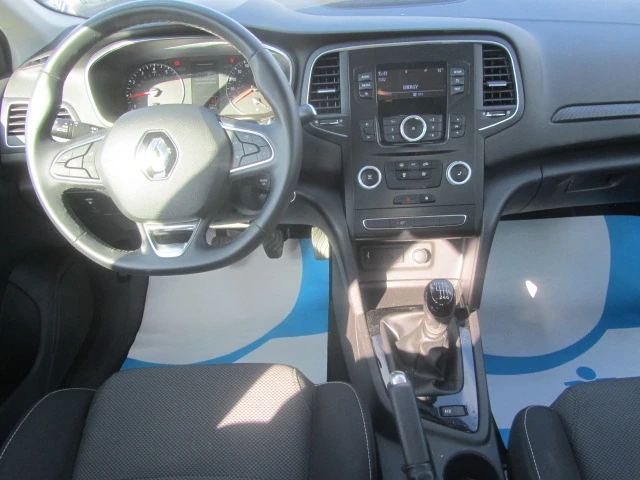 Renault Megane, снимка 8 - Автомобили и джипове - 46588227