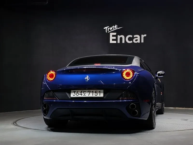 Ferrari California 4.3 V8, снимка 6 - Автомобили и джипове - 56150420