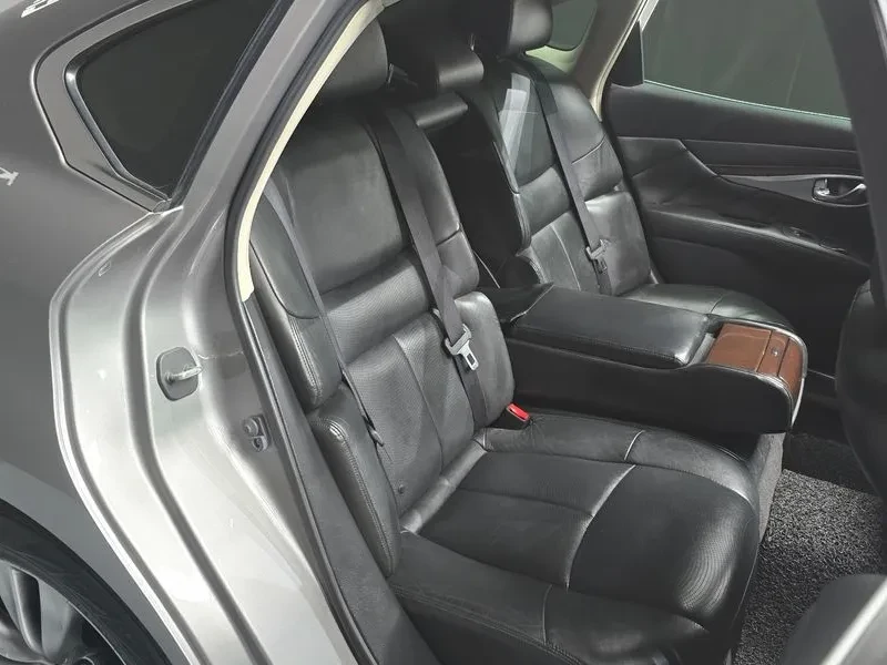 Infiniti M 37 3.7 - САМО 30% АВАНС, снимка 12 - Автомобили и джипове - 56285536