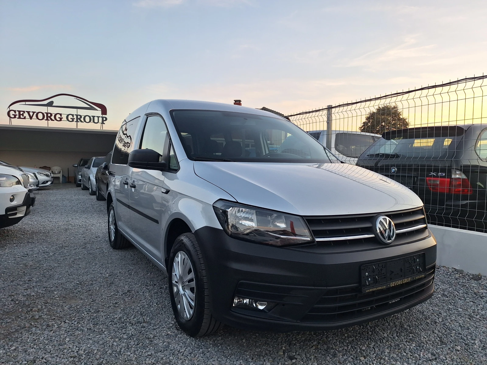 VW Caddy 2.0 TDI 5 МЕСТА - изображение 3