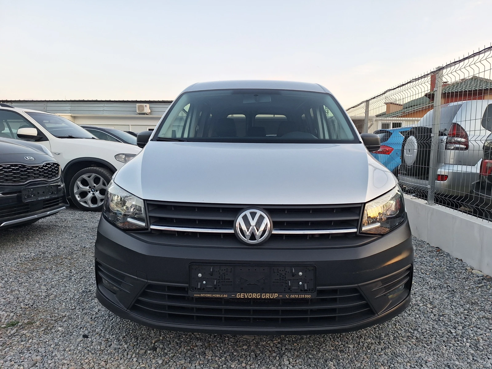 VW Caddy 2.0 TDI 5 МЕСТА - изображение 2