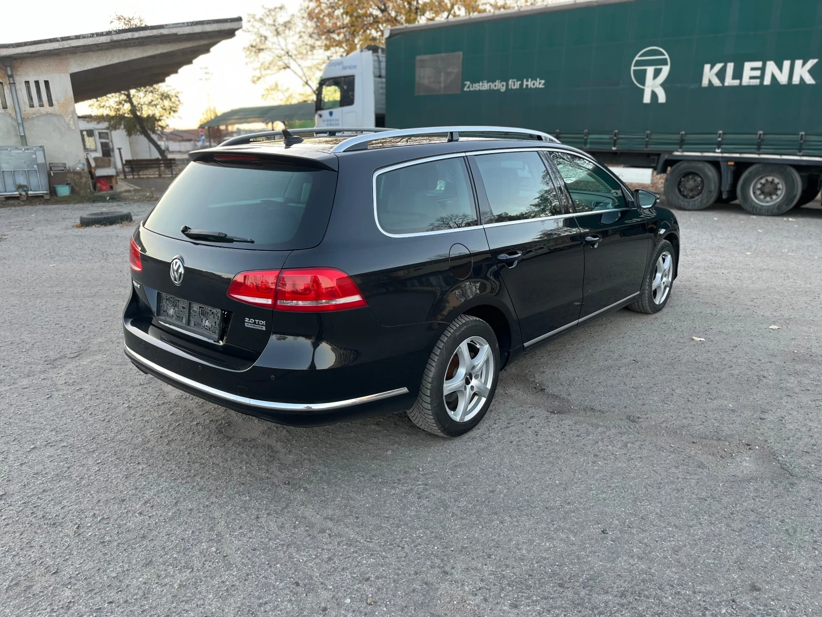 VW Passat HIGHLINE 2.0 TDI  - изображение 4