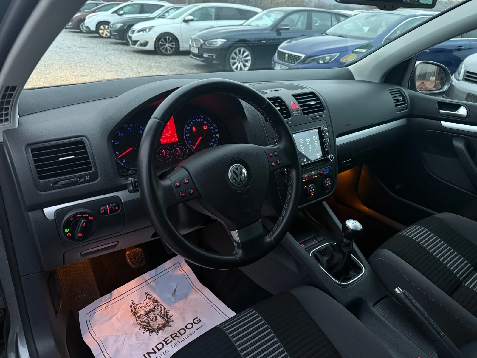 VW Golf 1.6 Газов инж. Нави Подгрев - изображение 7