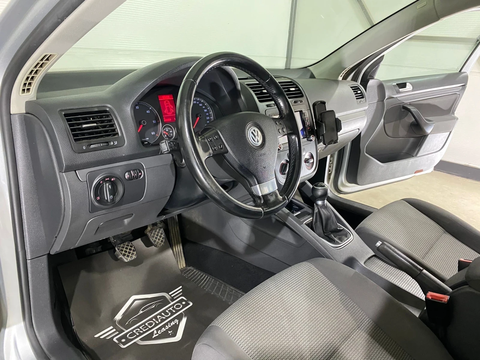 VW Golf 1.9TDI 105hp - изображение 9