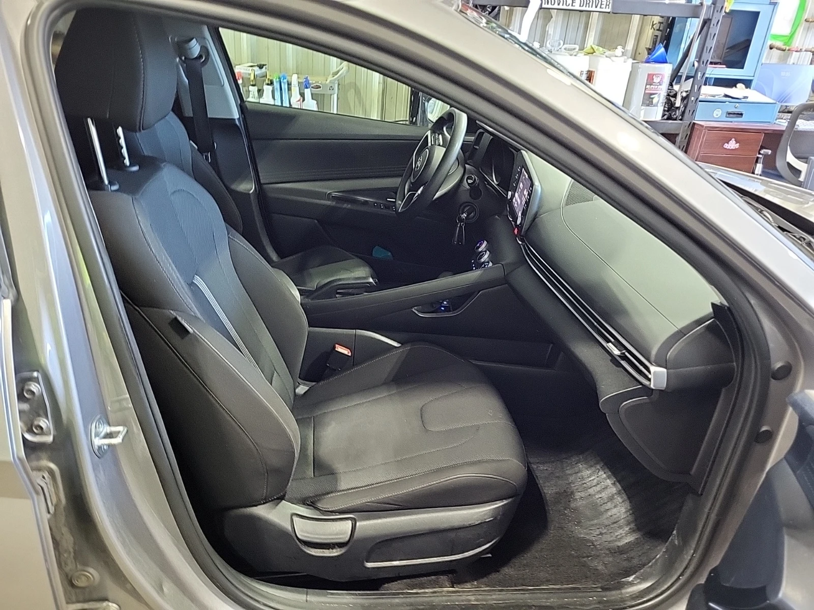 Hyundai Elantra ESSENTIAL* CARFAX* ОПЦИЯ ЗА ФИНАНСИРАНЕ*  - изображение 8