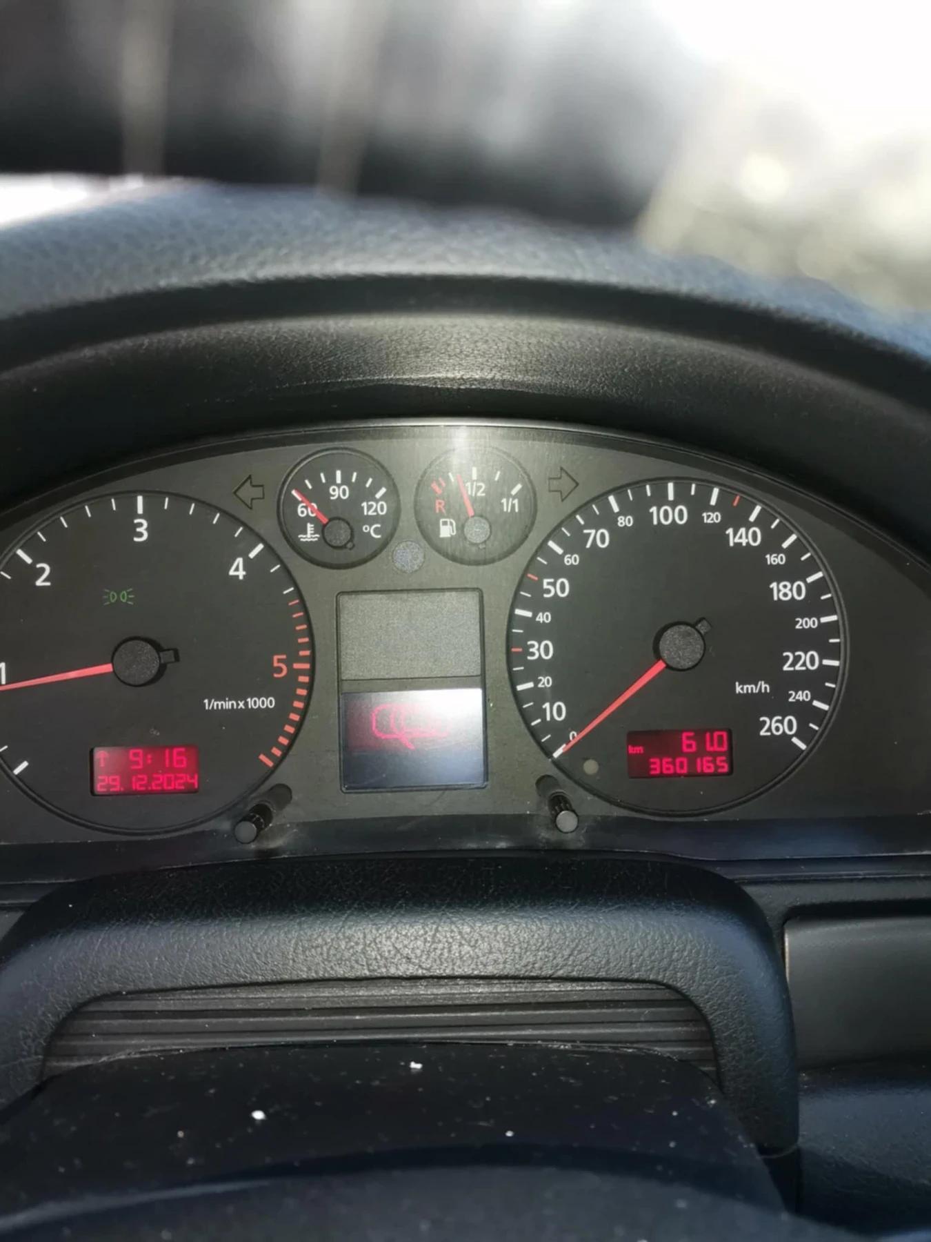 Audi A4  - изображение 7