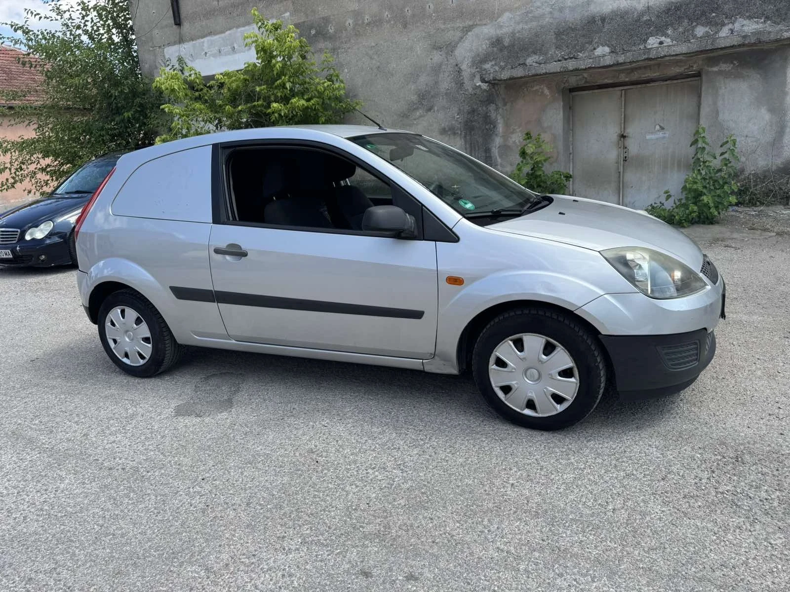 Ford Fiesta Товарен - изображение 2