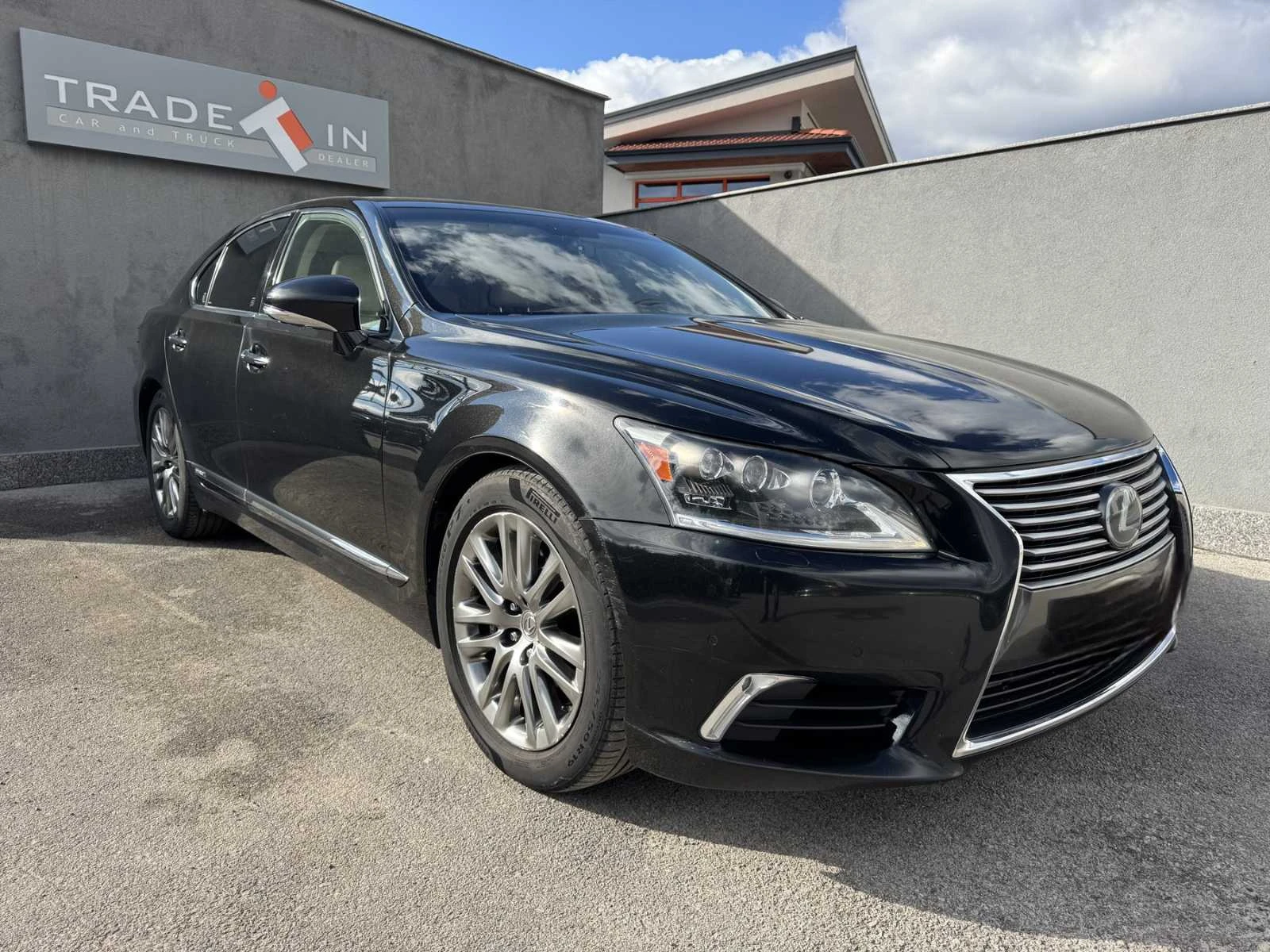 Lexus LS 600 h - изображение 3